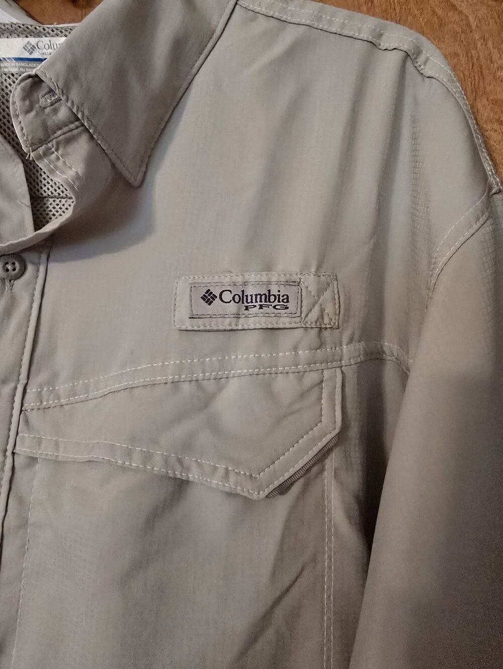 Columbia Men's Short-Sleeve Fishing Shirt - Light Gray - Picture 2 of 3